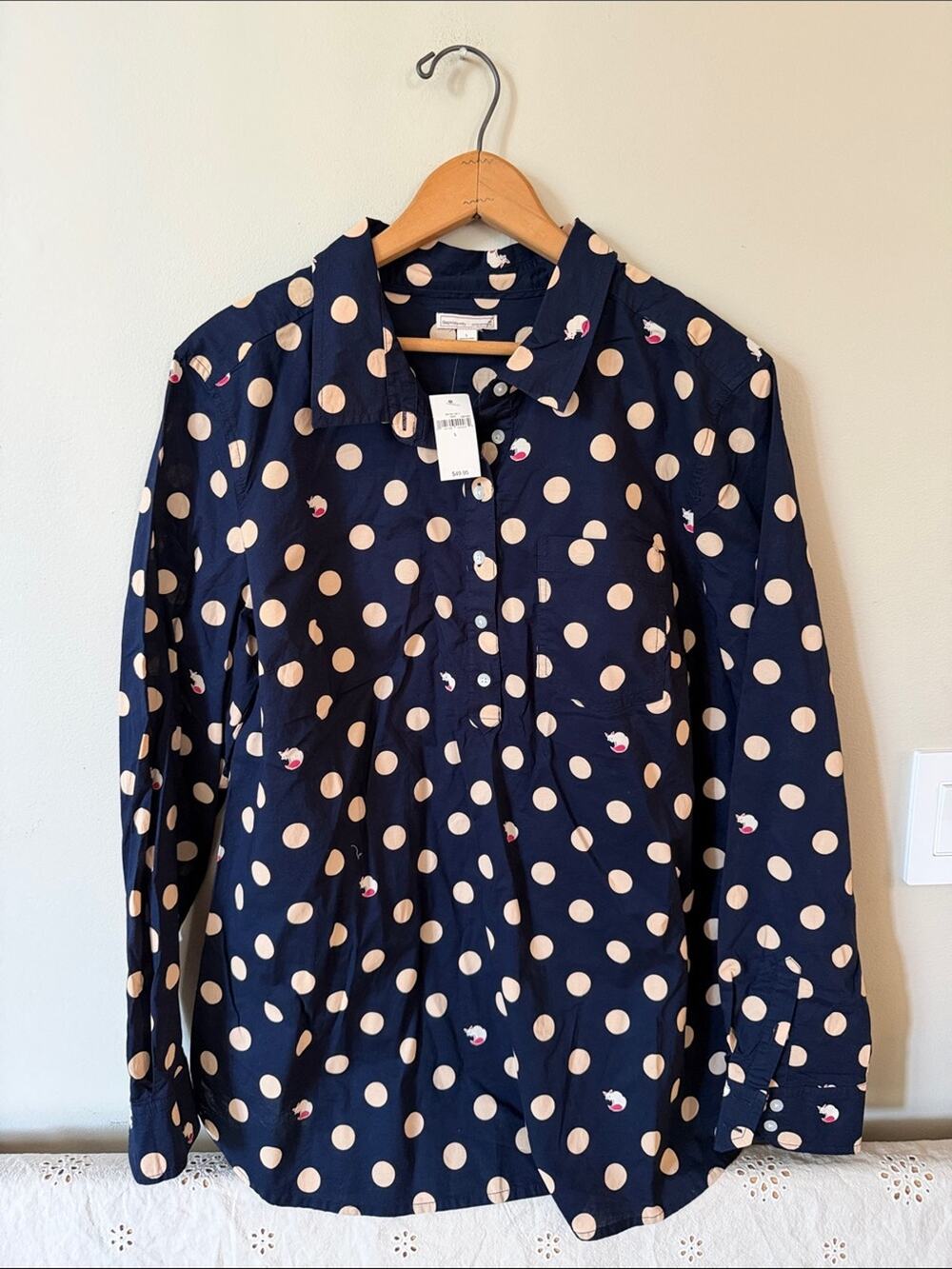 GAP MATERNITY NWT 🆕 Polka Dot Navy  Fitted Boyfriend Button-Down Shirt Size L